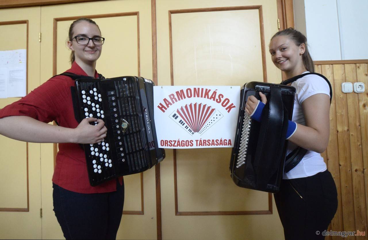 A III. Szegedi Harmonikaverseny programja